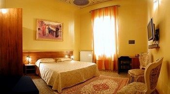 La Luna Guest House Florence Exterior photo